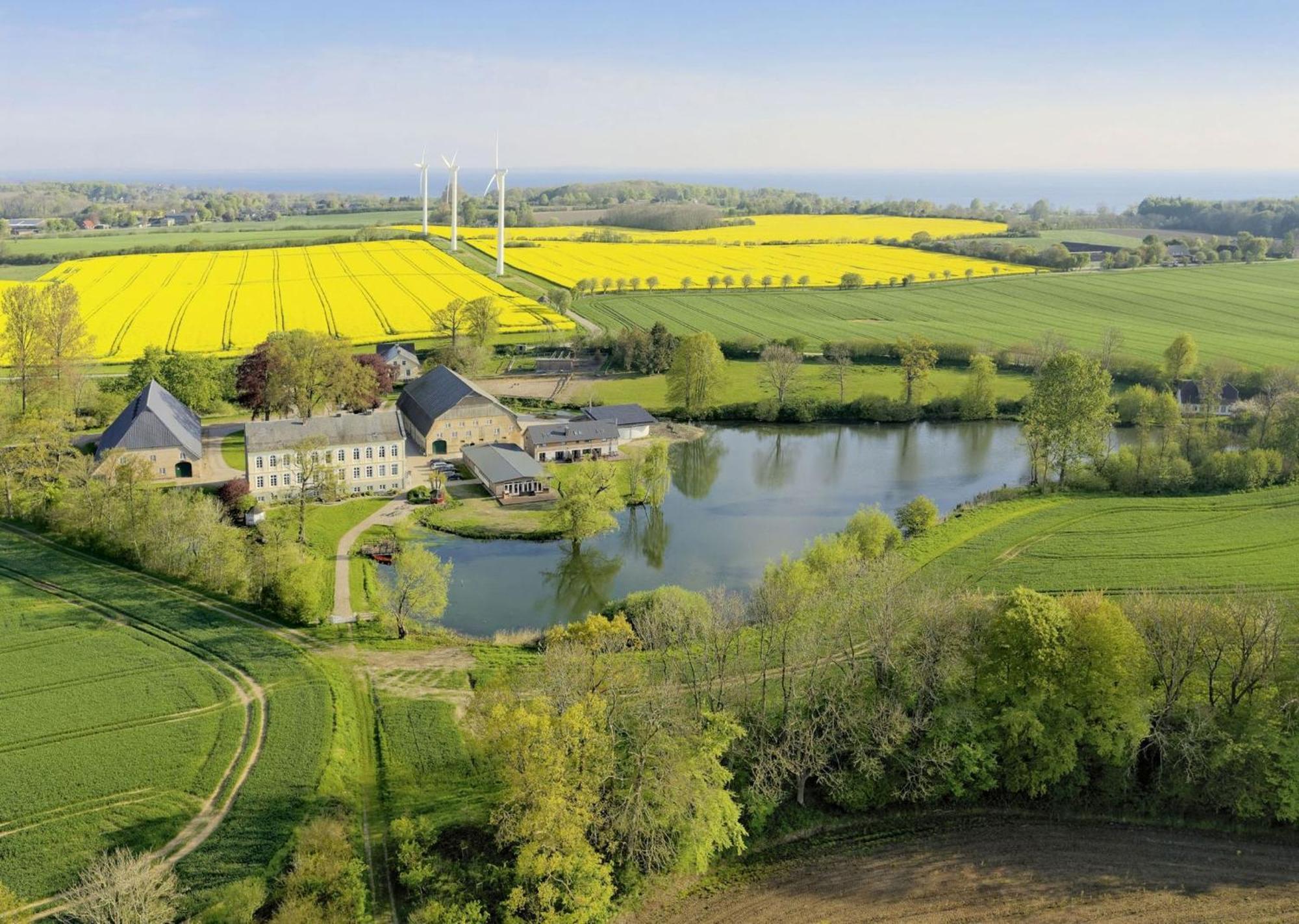 Ferienwohnungen Herrenhaus Gut Oestergaard Steinberg  Exterior photo